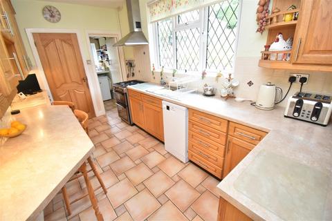 111 Nore Road, Portishead, Bristol, BS20 8DU