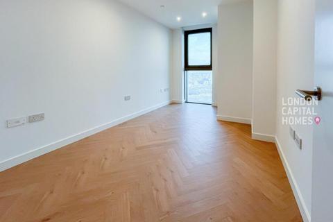 3 bedroom apartment to rent, 222 Marsh Wall, London, E14