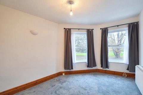 2 bedroom flat for sale, South Street, Bourne, PE10