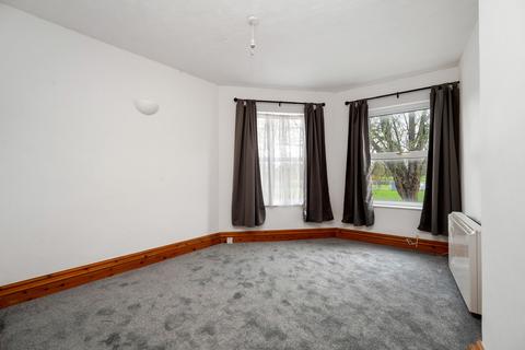 2 bedroom flat for sale, South Street, Bourne, PE10