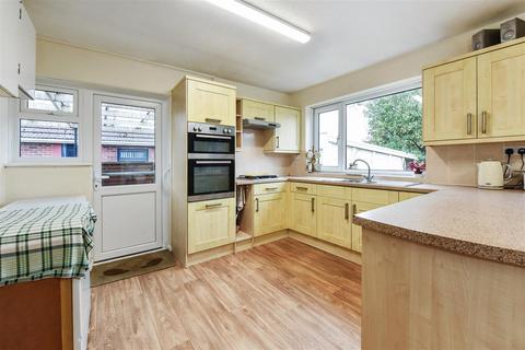 3 bedroom semi-detached bungalow for sale, St. Vincent Crescent, Waterlooville