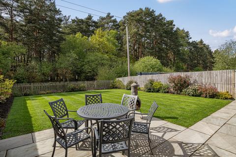 41 Heatherfields Way, Whitehill, Bordon, GU35 9DN