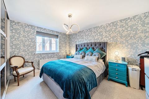 41 Heatherfields Way, Whitehill, Bordon, GU35 9DN