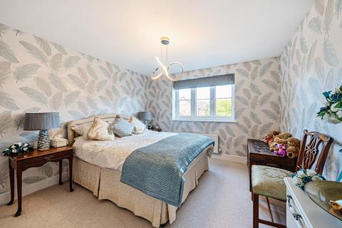 41 Heatherfields Way, Whitehill, Bordon, GU35 9DN