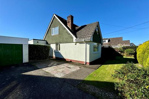 4 bedroom detached bungalow for sale, Lower Park Road, Braunton EX33