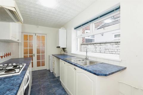 2 bedroom terraced house for sale, Oxford Road, May Bank, Newcastle