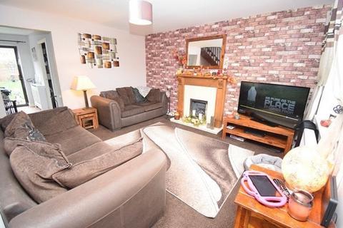 3 bedroom semi-detached house for sale, Ridings Close, Market Drayton, Shropshire