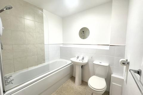 2 bedroom ground floor flat for sale, Hart House, Hall I Th Wood Lane, Bolton, BL2