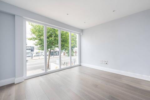 3 bedroom flat for sale, Goldhawk Road, Shepherd's Bush, London, W12