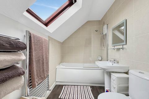 80 Adelaide Drive, Colchester, CO2 8UT