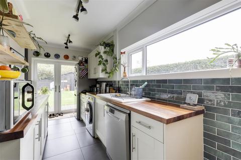 3 bedroom semi-detached house for sale, Caythorpe Rise, Sherwood NG5