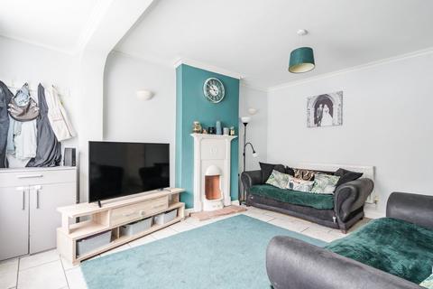 3 bedroom terraced house for sale, Silver Road, Norwich