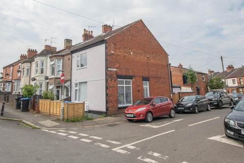 4 bedroom end of terrace house for sale, South Street, Rugby, CV21