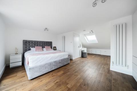 137 Loveday Road, London, W13 9JU