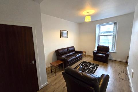 1 bedroom flat to rent, Whitehall Place, Rosemount, Aberdeen, AB25