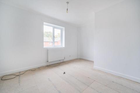 3 bedroom terraced house for sale, Farnborough,  Hampshire,  GU14