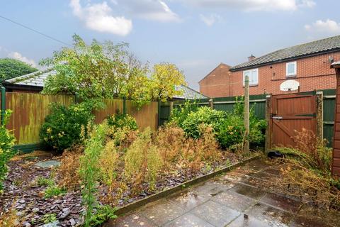 3 bedroom terraced house for sale, Farnborough,  Hampshire,  GU14