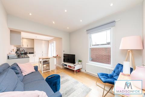 2 bedroom apartment to rent, Senrab Street, Greater London E1