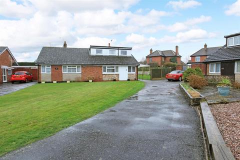 4 bedroom semi-detached bungalow for sale, Hampton Drive, Newport