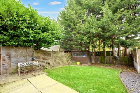 2 bedroom semi-detached house for sale, Lindum Road, Nottingham