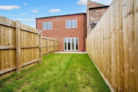 4 bedroom semi-detached house for sale, Cobden Street, Long Eaton