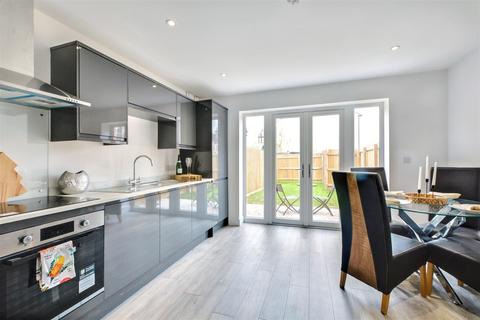 4 bedroom semi-detached house for sale, Cobden Street, Long Eaton