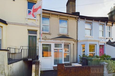 2 bedroom terraced house for sale, Harold Road, Hastings