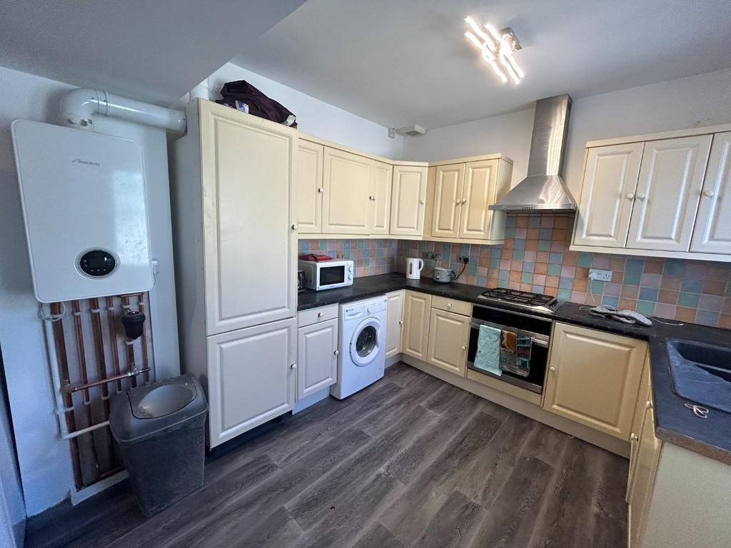 Kitchen 2