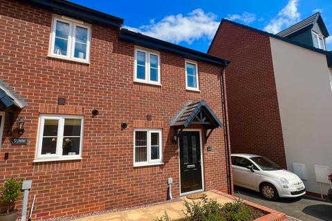 2 bedroom semi-detached house to rent, Norham Parade, Stafford, ST16