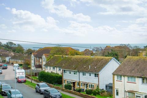 3 bedroom terraced house for sale, St. Davids Avenue, Dover, CT17