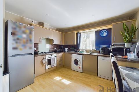 1 bedroom flat for sale, Reams Way, Sittingbourne, ME10 2GD