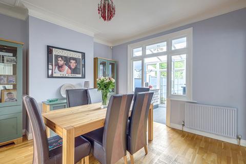 4 bedroom semi-detached house for sale, Southbourne Grove, Westcliff-on-sea, SS0