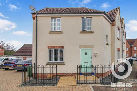 3 bedroom semi-detached house for sale, Churn Court, Kings Lynn