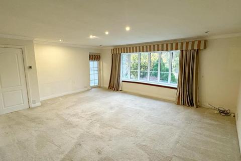 2 bedroom apartment for sale, Warren Close, Bramhall