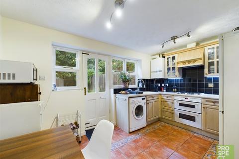 2 bedroom terraced house for sale, Plantagenet Park, Warfield, Berkshire, RG42