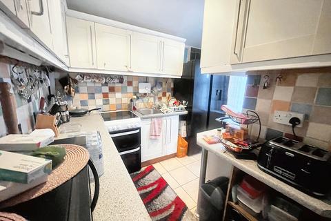 1 bedroom maisonette to rent, Diamond Road, Slough SL1