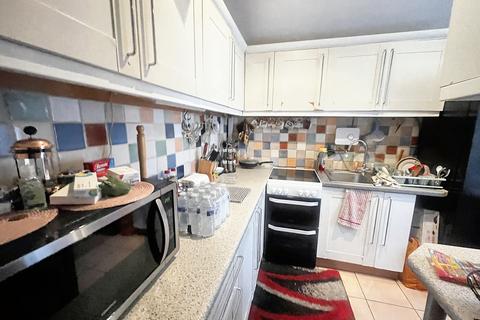 1 bedroom maisonette to rent, Diamond Road, Slough SL1