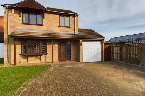 4 bedroom detached house to rent, Larkspur Road, Nettleham Fields, Lincoln