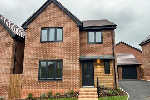 4 bedroom detached house to rent, Bridgeman Drive, Derby, DE22