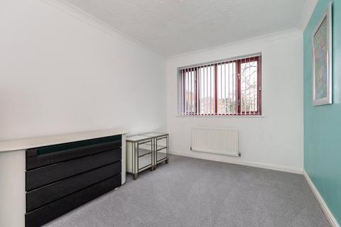 2 bedroom apartment for sale, St. Annes Mount, Redhill, Surrey, RH1