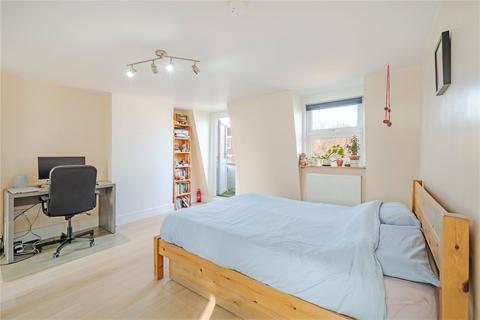 2 bedroom flat for sale, Mill Lane, West Hampstead, NW6