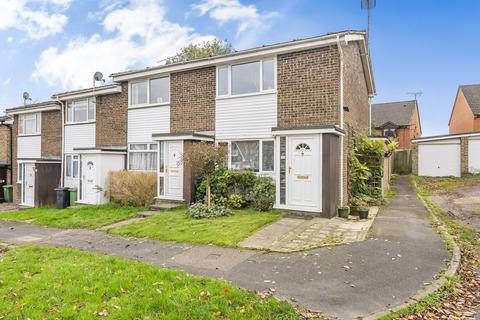 3 bedroom end of terrace house for sale, Wooteys Way, Alton, Hampshire, GU34