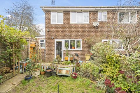 3 bedroom end of terrace house for sale, Wooteys Way, Alton, Hampshire, GU34