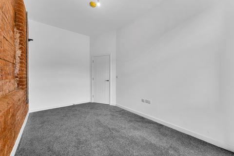 1 bedroom flat to rent, Cotton Gardens, Bolton, BL1