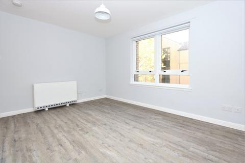 2 bedroom flat to rent, Glenfarg Street, Glasgow, G20