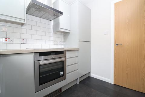 2 bedroom flat to rent, Glenfarg Street, Glasgow, G20