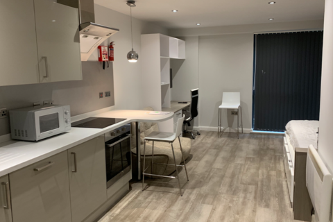 Studio to rent, (Standard plus) West walk, Leicester LE1