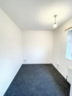 3 bedroom terraced house to rent, Cloudberry Walk, Partington M31