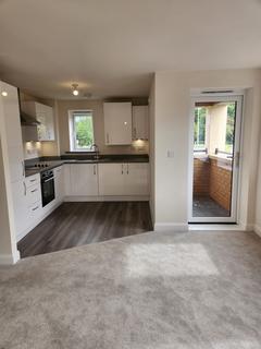 2 bedroom flat to rent, VESPASIAN ROAD MK11