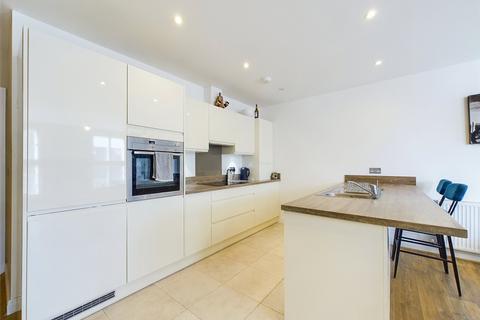 2 bedroom apartment for sale, Wick Lane, Christchurch, Dorset, BH23